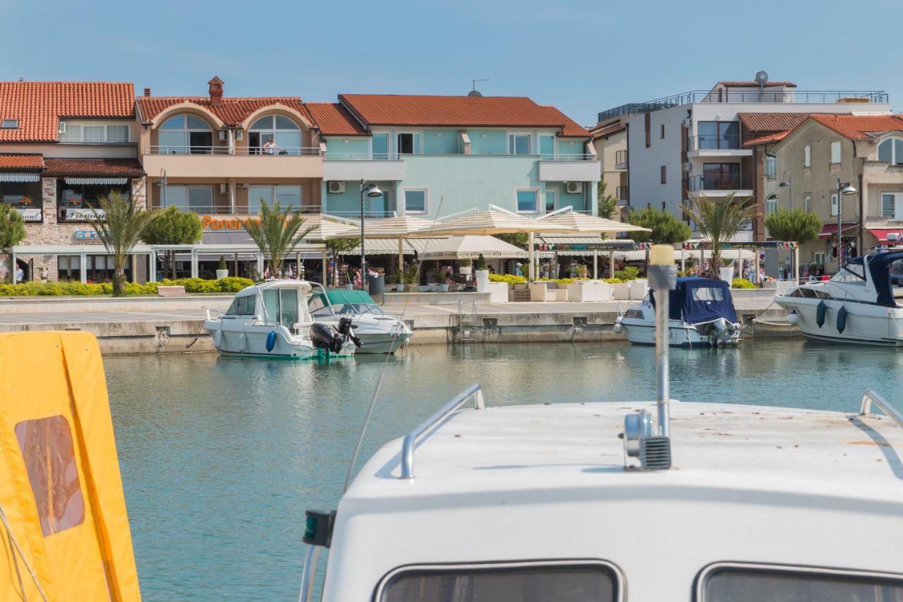 Apartments Riva Medulin Exterior photo